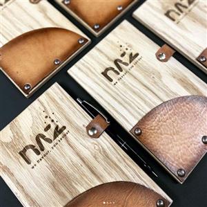 Suport personalizat nota de plata - Restaurant NAZ wood/ metal/ leather www.accentadvertising.ro